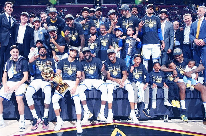 胶着的12 胶着的12